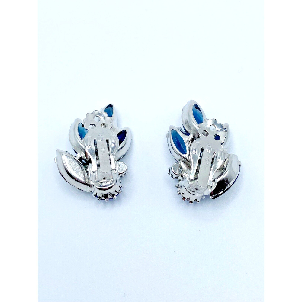 Vintage Weiss Shades of Blue Rhinestone Clip On Earrings Silver Tone Estate Glam - Picture 7 of 9